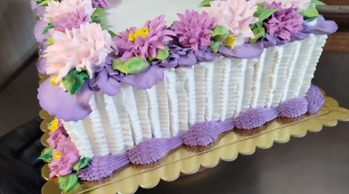 Bolo de Aniversário Feminino