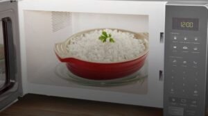 Como Cozinhar Arroz no Micro-ondas: Guia Prático